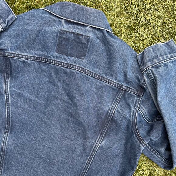 Levi’s Premium Denim Jean Original Trucker Jacket Dark Wash Mid Weight Classic M - Picture 9 of 10